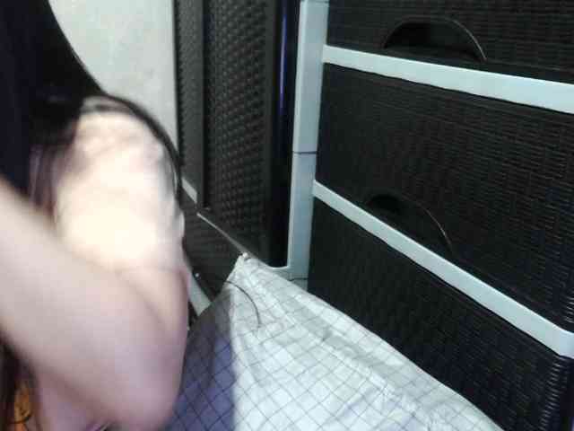 Cassiee webcam