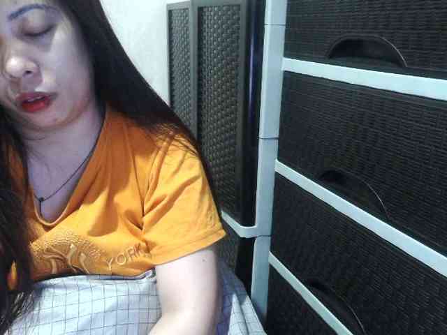 Cassiee webcam