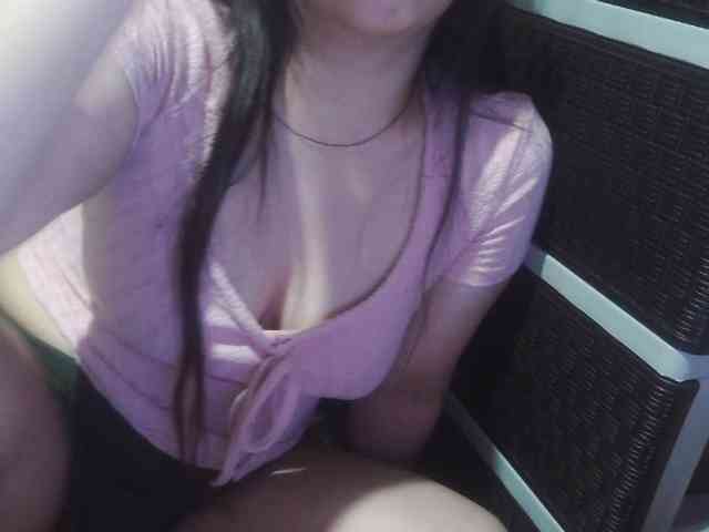 Cassiee webcam