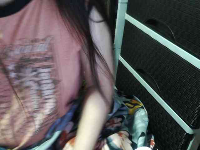Cassiee webcam