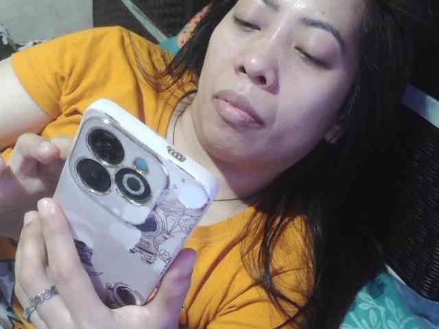 Cassiee webcam