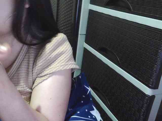 Cassiee webcam
