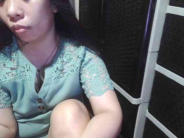 Cassiee webcam