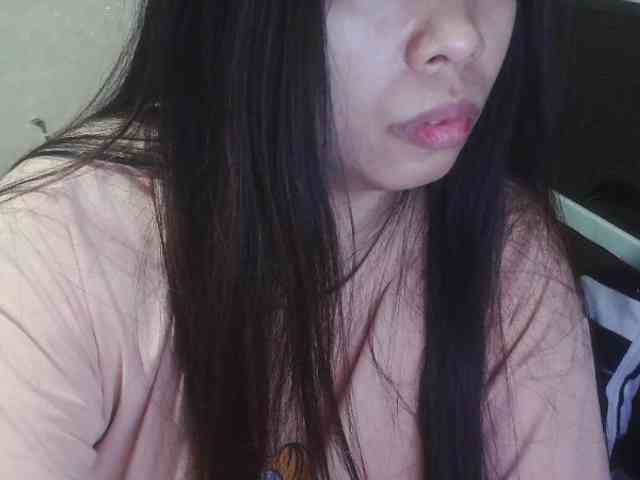 Cassiee webcam