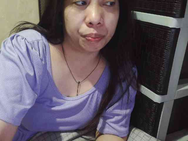Cassiee webcam