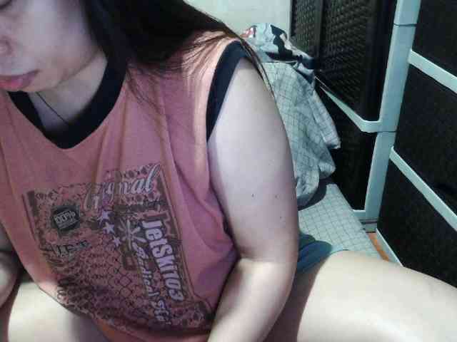Cassiee webcam