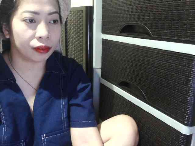 Cassiee webcam