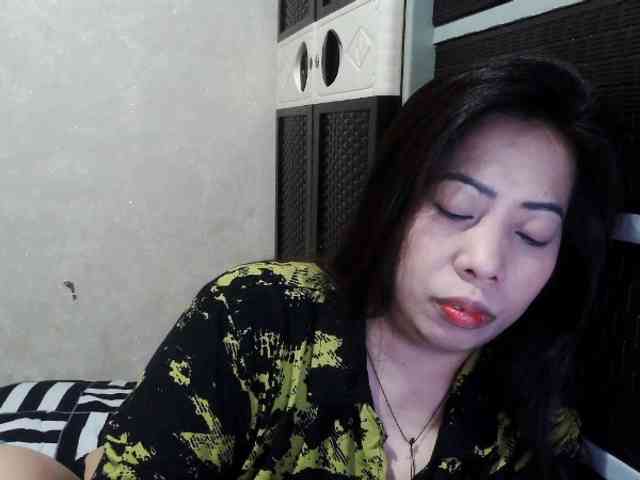 Cassiee webcam