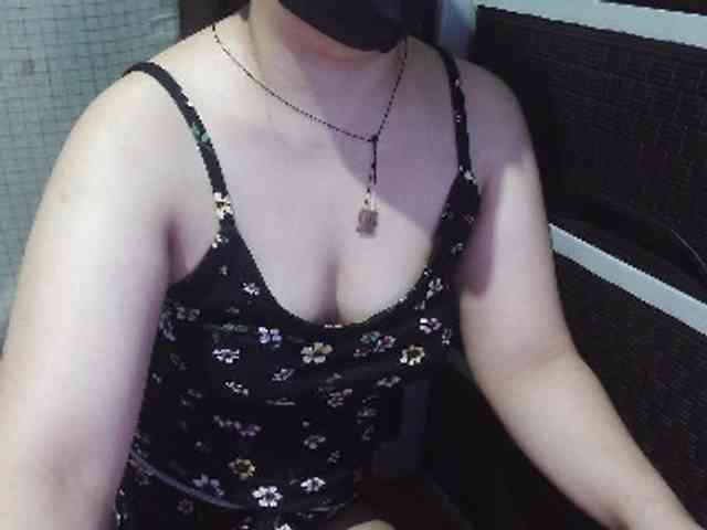 Cassiee webcam