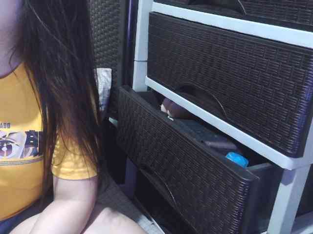 Cassiee webcam