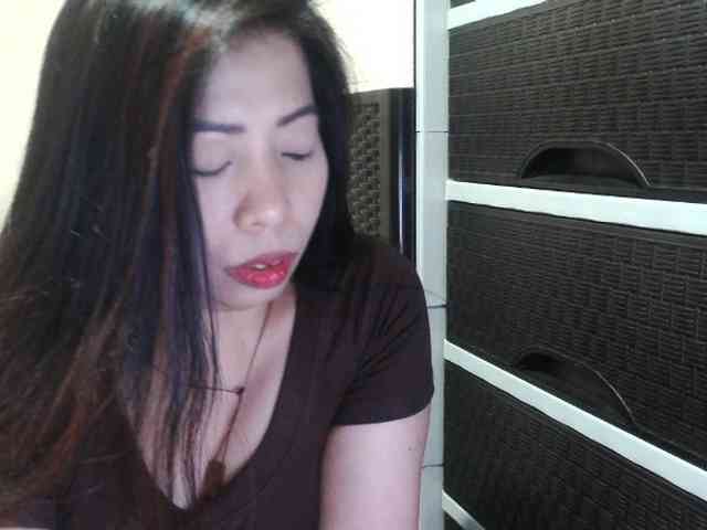 Cassiee webcam