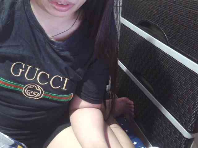 Cassiee webcam