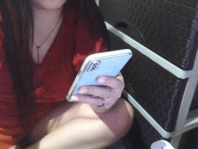 Cassiee webcam