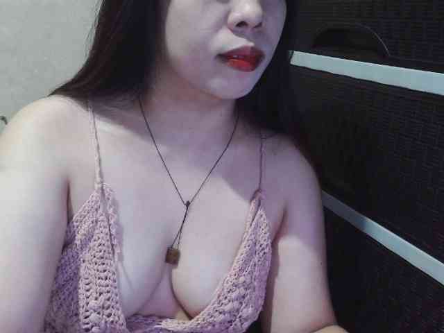 Cassiee webcam