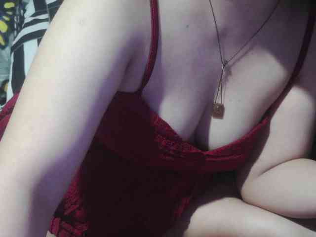 Cassiee webcam