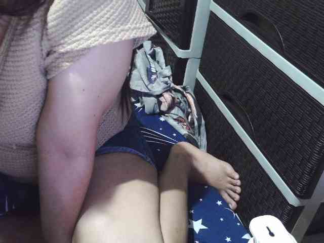 Cassiee webcam