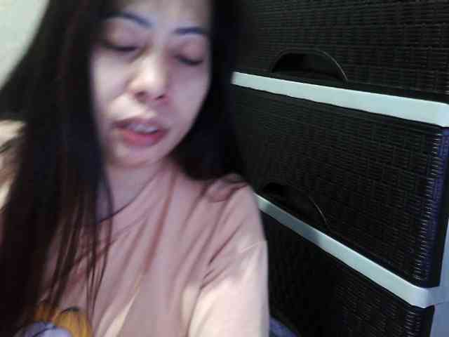 Cassiee webcam