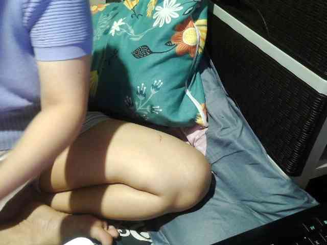 Cassiee webcam