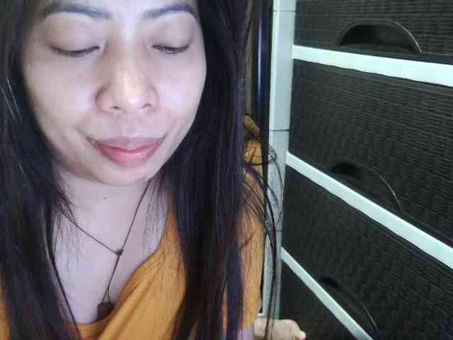 Cassiee webcam