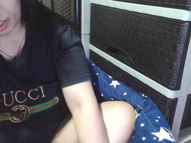 Cassiee webcam
