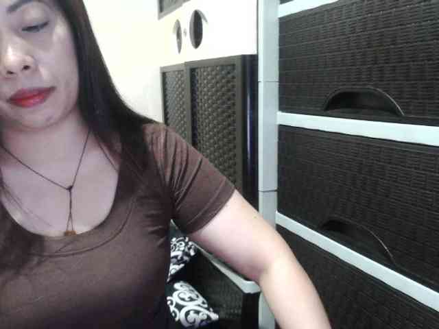 Cassiee webcam
