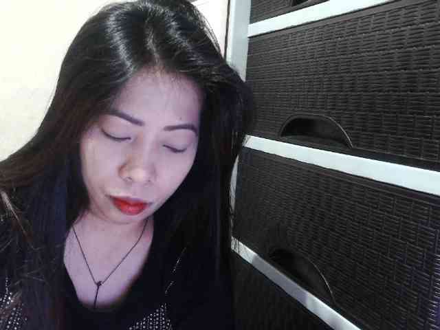 Cassiee webcam
