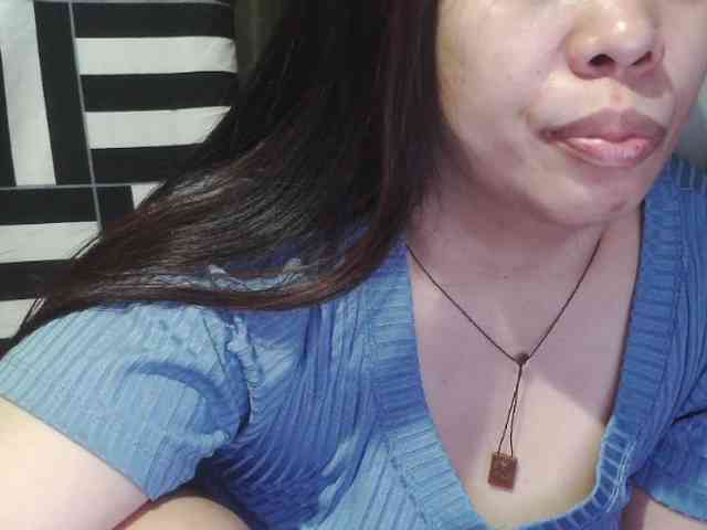 Cassiee webcam