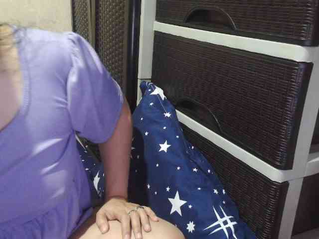 Cassiee webcam