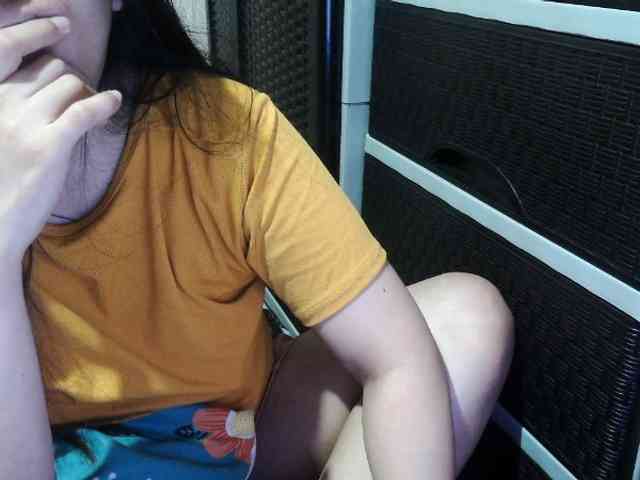 Cassiee webcam