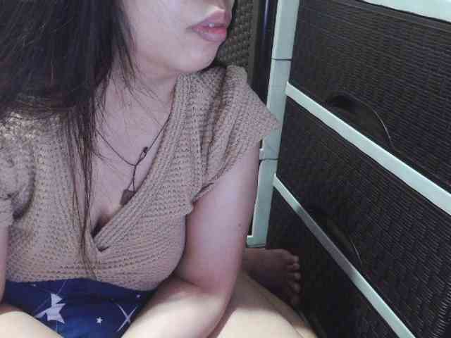 Cassiee webcam
