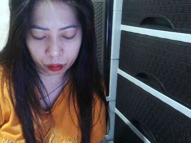 Cassiee webcam