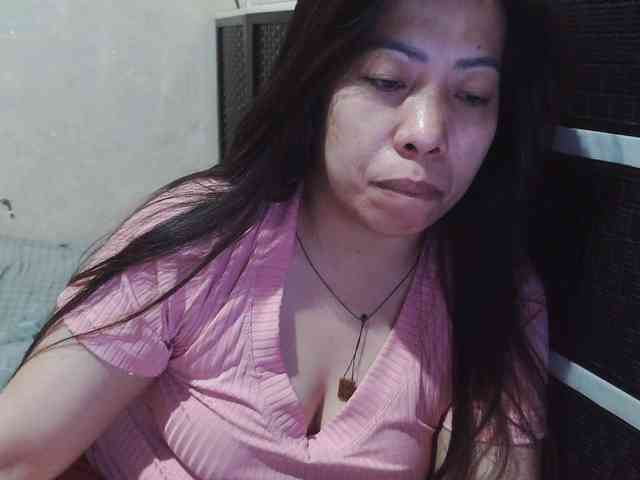 Cassiee webcam