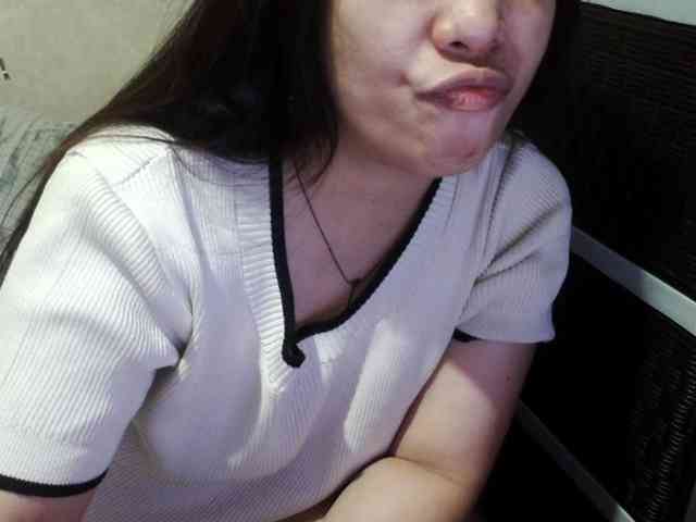 Cassiee webcam