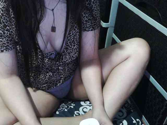 Cassiee webcam