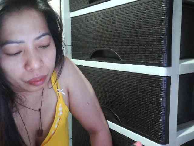 Cassiee webcam