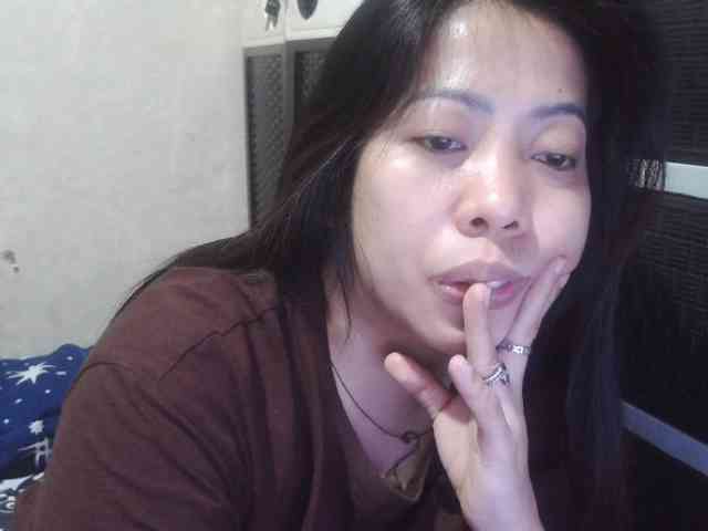 Cassiee webcam