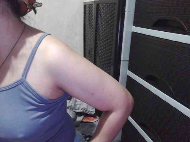 Cassiee webcam