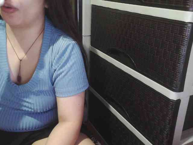 Cassiee webcam