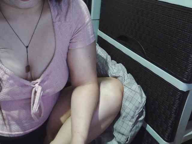Cassiee webcam
