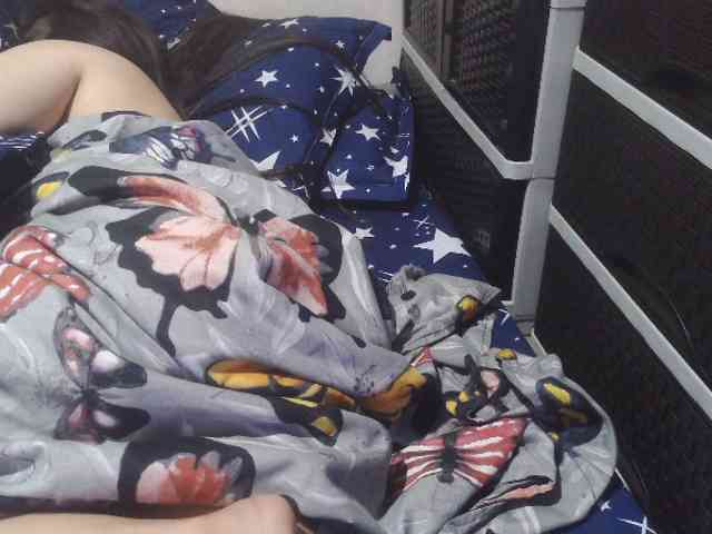 Cassiee webcam