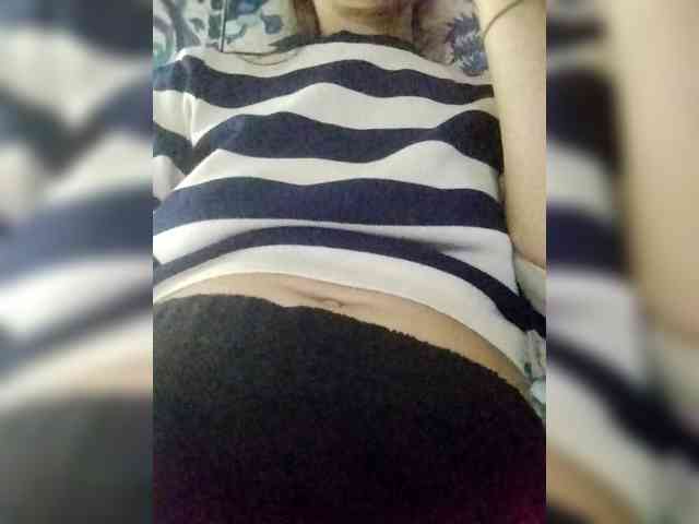 womangold82 webcam