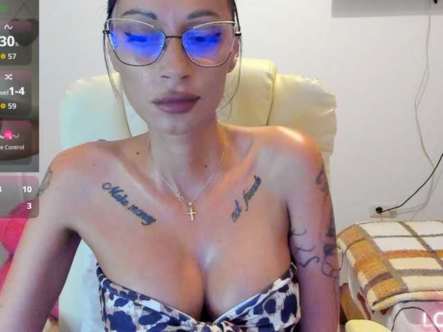kissnicol live cam on BongaCams
