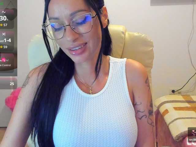 kissnicol live cam on BongaCams