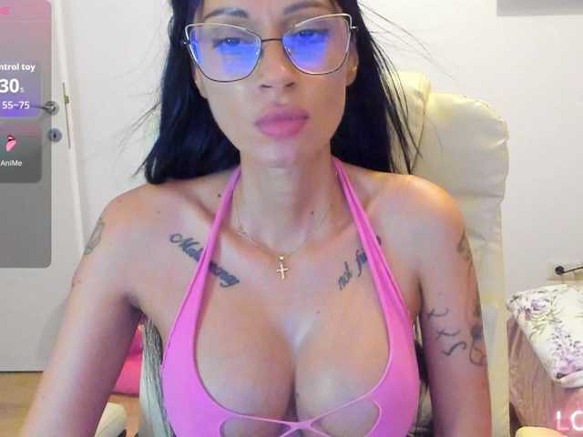 kissnicol live cam on BongaCams