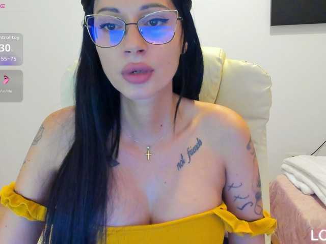 kissnicol live cam on BongaCams