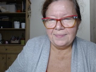 flirty-adele Porn Show
