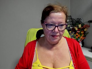 flirty-adele Porn Show