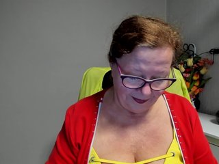 flirty-adele Porn Show