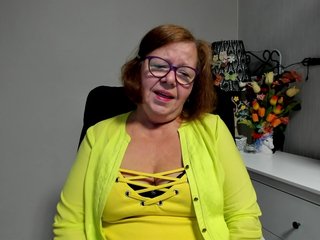 flirty-adele Porn Show
