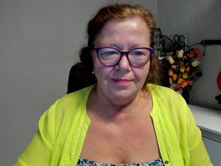 flirty-adele Porn Show